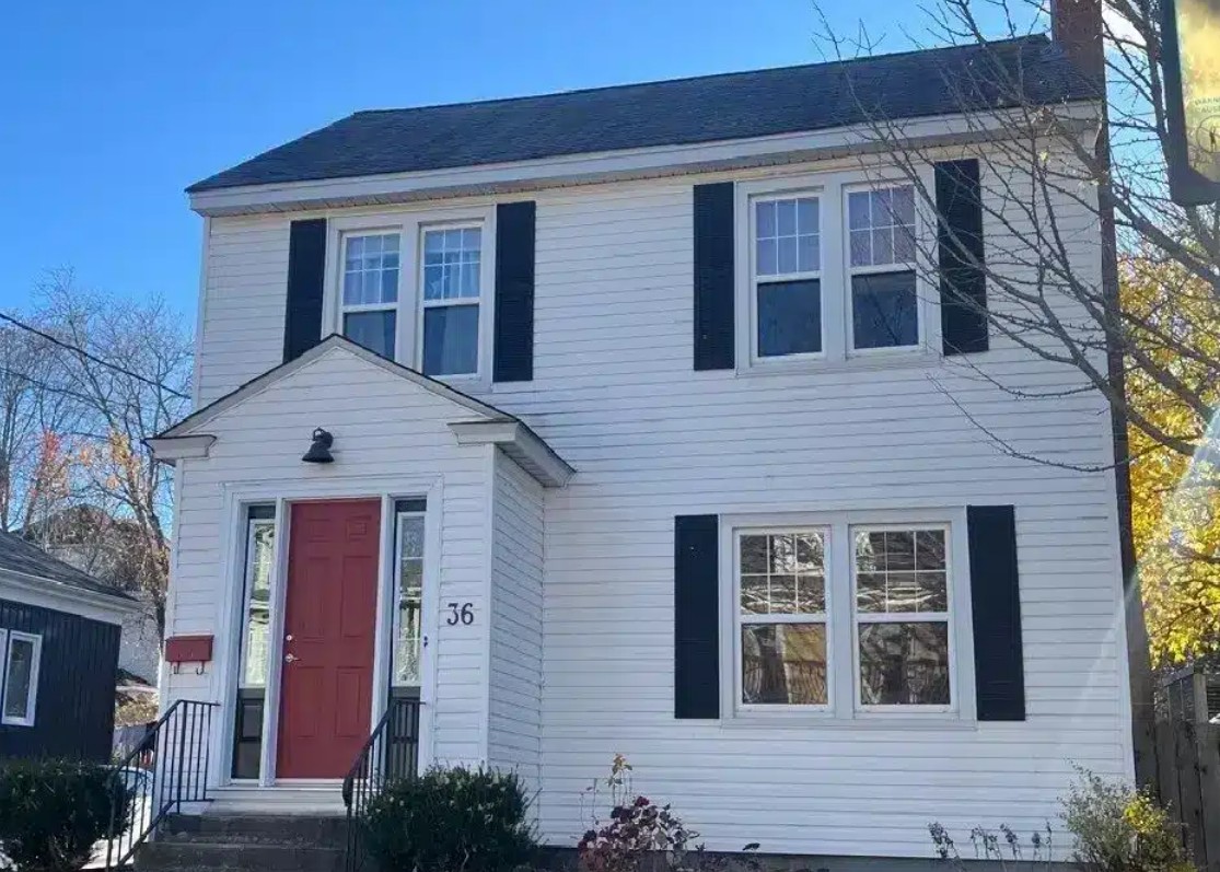 The Hidden Risks of Moisture Behind Exterior Siding